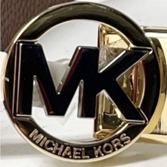 Michael Kors Logo Twist Pink MK/Brown Reversible Belt - Picture 5 of 16